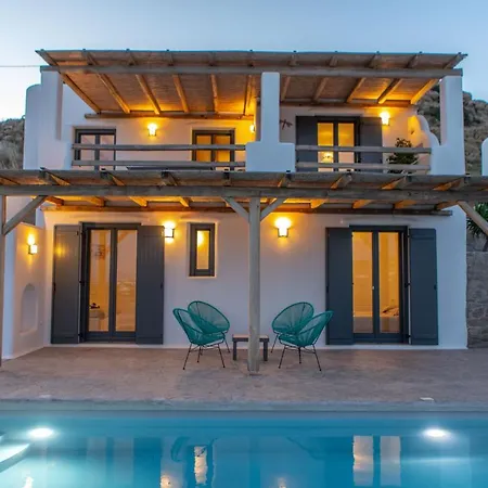 Mikri Villa *