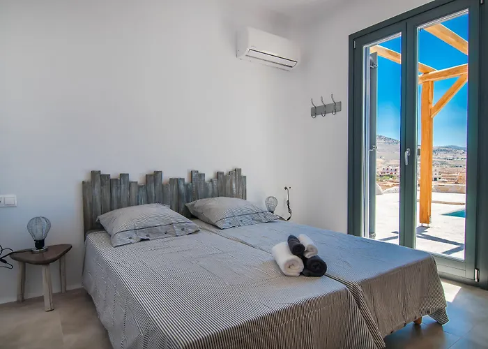 Mikri Βίλα Μικρή Βίγλα